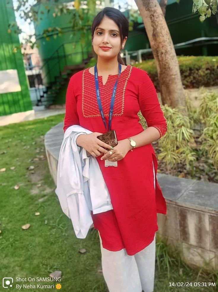 Saloni